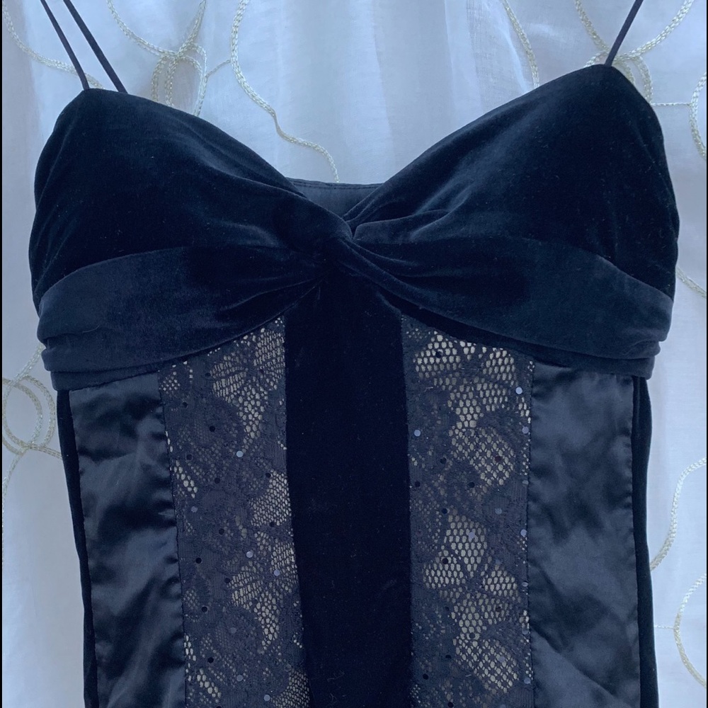 Yellow & blk camisole